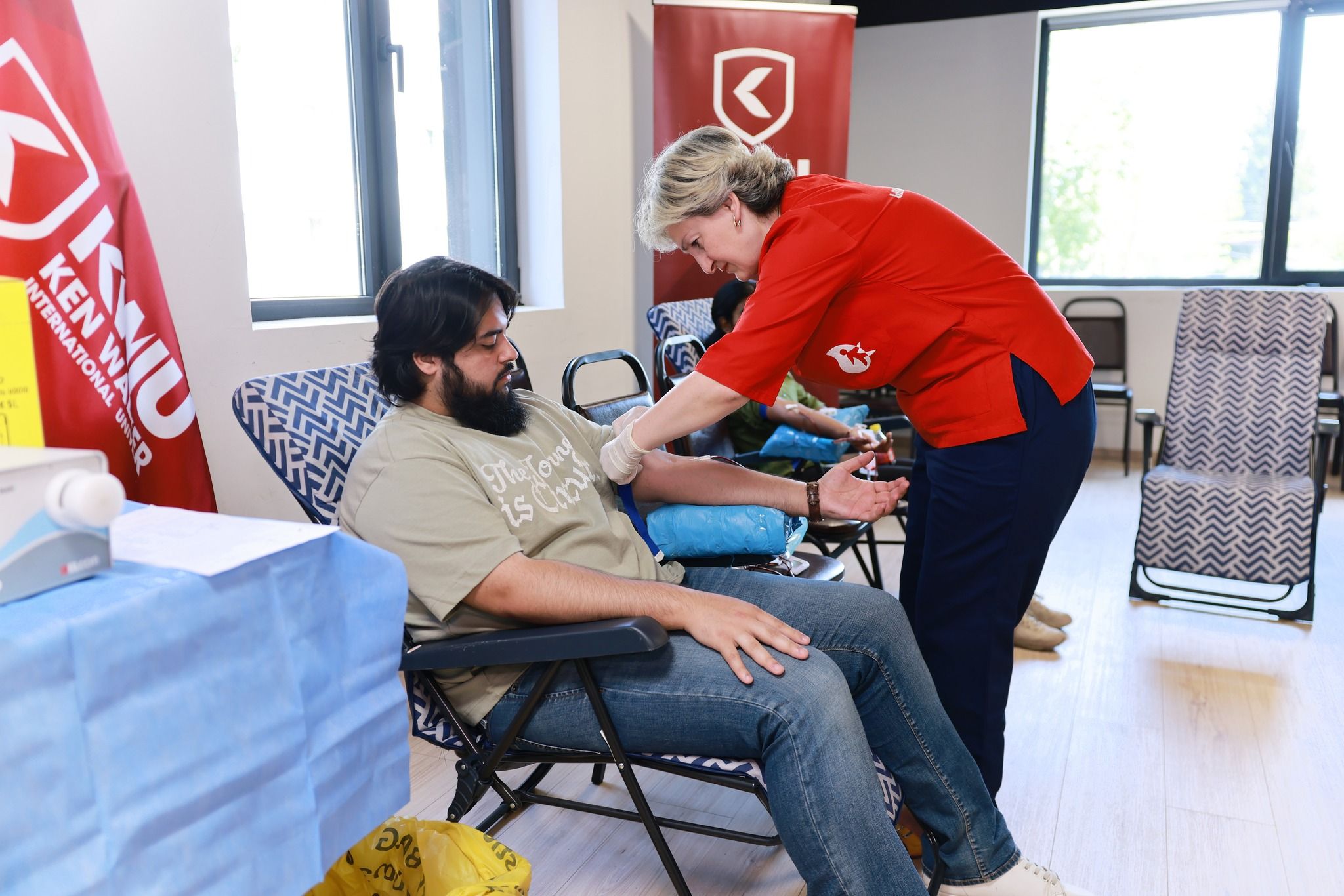 Give blood, give hope: together we save lives